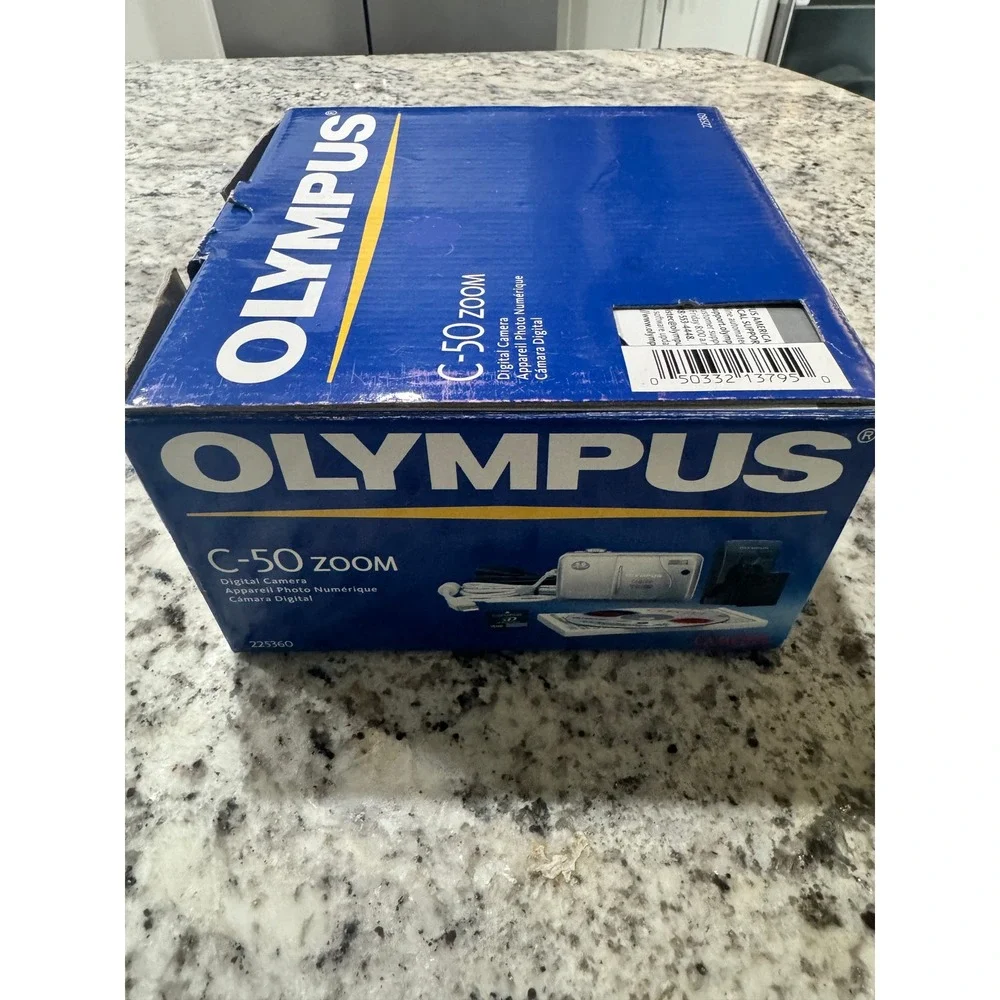 Olympus Camedia C-50 Zoom Digital Camera Silver 5.0MP 3x Optical Zoom Bundle Box
